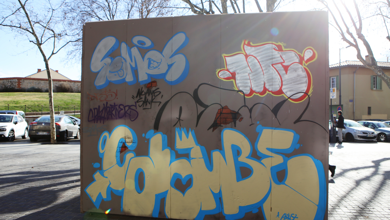 ASTUS2 / Place des Esplanades