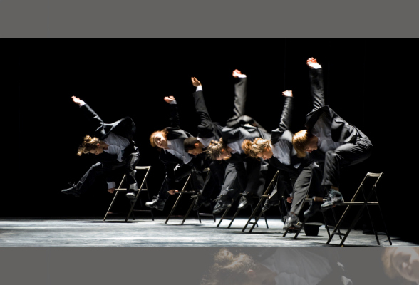 Photo N°1 : SPECTACLE - IT DANSA