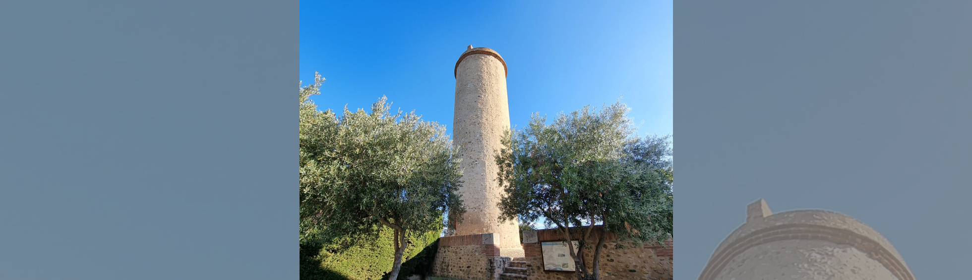 Photo N°1 : VISITE : LE HAMEAU MÉDIÉVAL DE CHÂTEAU-ROUSSILLON